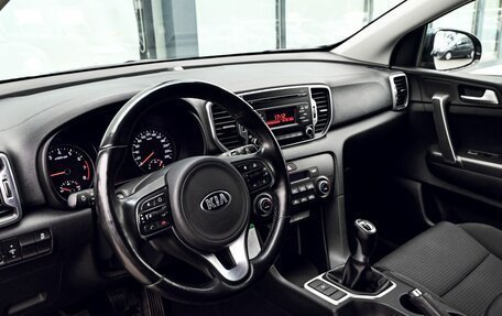 KIA Sportage IV рестайлинг, 2018 год, 1 939 000 рублей, 15 фотография