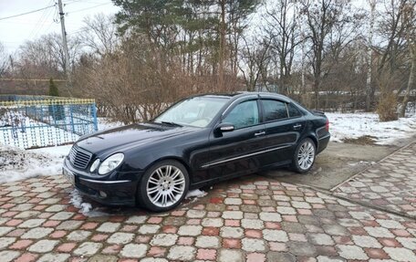 Mercedes-Benz E-Класс, 2003 год, 900 000 рублей, 1 фотография
