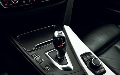 BMW 3 серия, 2018 год, 2 790 000 рублей, 10 фотография