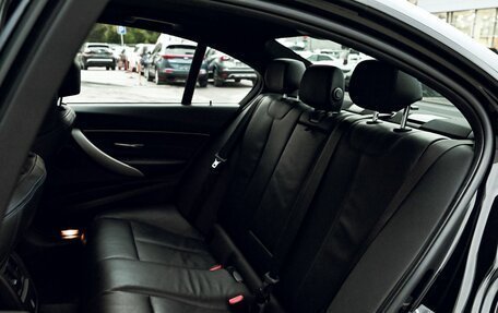 BMW 3 серия, 2018 год, 2 790 000 рублей, 17 фотография
