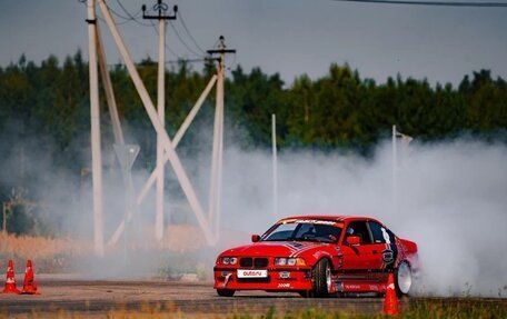 BMW 3 серия, 1992 год, 1 500 000 рублей, 4 фотография