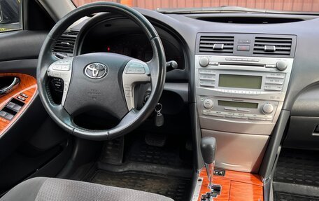 Toyota Camry, 2011 год, 1 150 000 рублей, 10 фотография