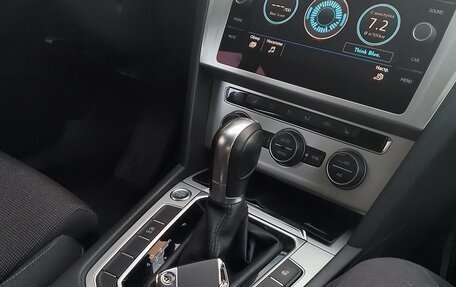 Volkswagen Passat B8 рестайлинг, 2018 год, 1 990 000 рублей, 5 фотография