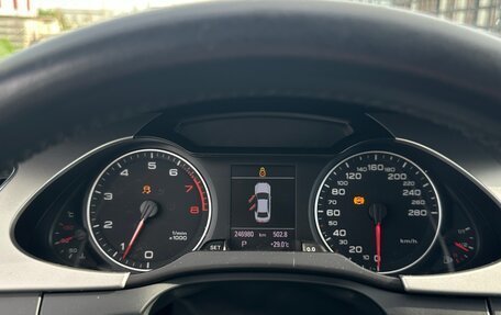 Audi A4, 2011 год, 950 000 рублей, 11 фотография