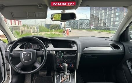 Audi A4, 2011 год, 950 000 рублей, 8 фотография