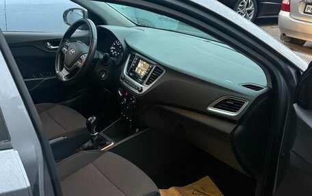 Hyundai Solaris II рестайлинг, 2019 год, 1 250 000 рублей, 6 фотография