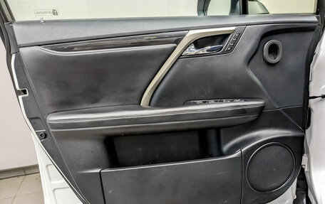 Lexus RX IV рестайлинг, 2019 год, 3 590 000 рублей, 20 фотография