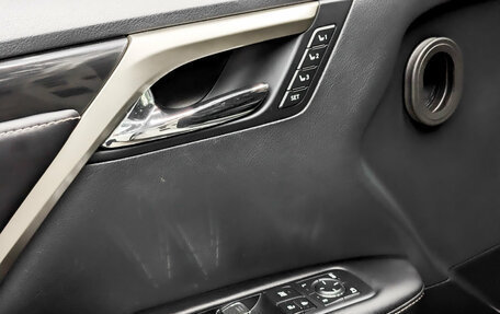 Lexus RX IV рестайлинг, 2019 год, 3 590 000 рублей, 23 фотография