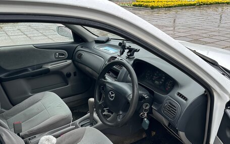 Mazda Familia, 2001 год, 200 000 рублей, 2 фотография