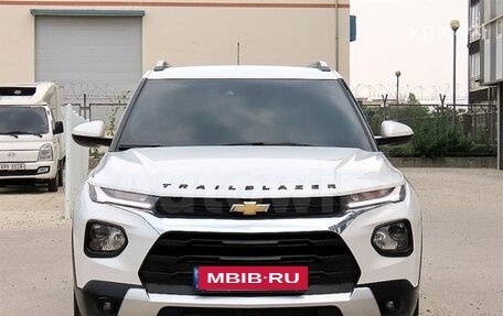 Chevrolet TrailBlazer, 2022 год, 1 495 000 рублей, 3 фотография