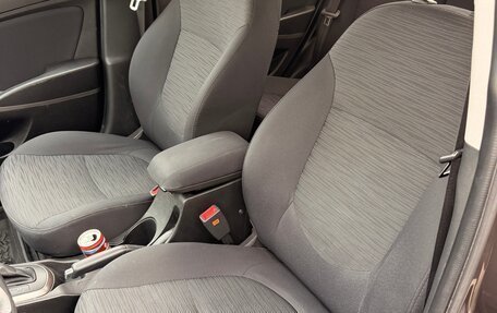 Hyundai Solaris II рестайлинг, 2015 год, 1 050 000 рублей, 7 фотография