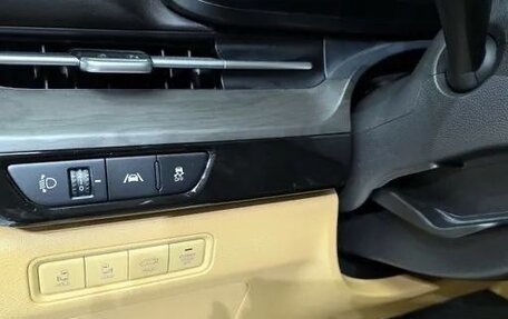 KIA Carnival, 2021 год, 3 500 000 рублей, 15 фотография