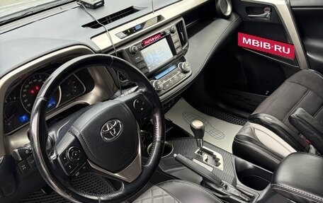 Toyota RAV4, 2015 год, 2 450 000 рублей, 5 фотография