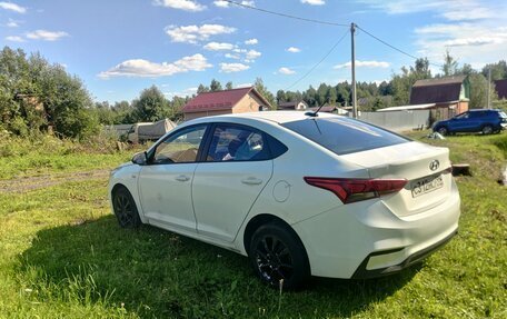 Hyundai Solaris II рестайлинг, 2019 год, 850 000 рублей, 5 фотография