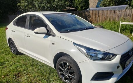 Hyundai Solaris II рестайлинг, 2019 год, 850 000 рублей, 11 фотография