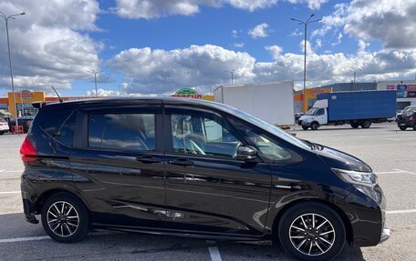 Honda Freed II, 2018 год, 1 700 000 рублей, 22 фотография