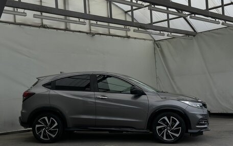 Honda Vezel, 2020 год, 2 070 000 рублей, 8 фотография