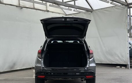 Honda Vezel, 2020 год, 2 070 000 рублей, 5 фотография