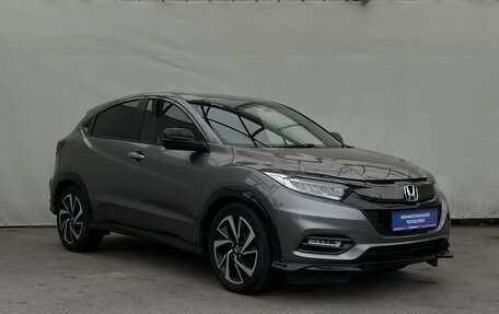 Honda Vezel, 2020 год, 2 070 000 рублей, 2 фотография