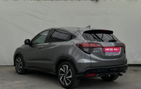 Honda Vezel, 2020 год, 2 070 000 рублей, 7 фотография