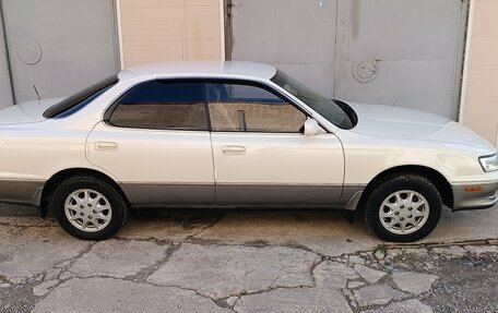 Toyota Vista, 1990 год, 800 000 рублей, 3 фотография