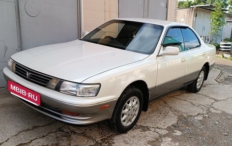 Toyota Vista, 1990 год, 800 000 рублей, 21 фотография