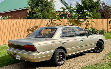 Nissan Laurel VIII, 1989 год, 390 000 рублей, 3 фотография