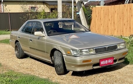 Nissan Laurel VIII, 1989 год, 390 000 рублей, 2 фотография