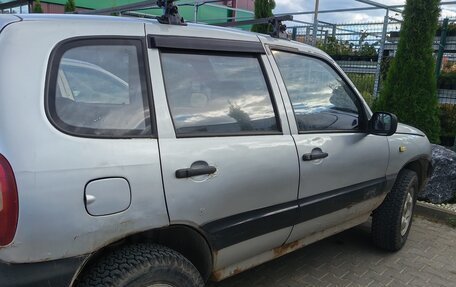Chevrolet Niva I рестайлинг, 2005 год, 400 000 рублей, 2 фотография