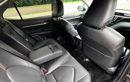 Toyota Camry, 2018 год, 2 440 000 рублей, 13 фотография