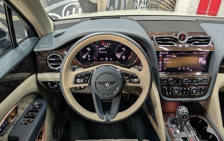Bentley Bentayga I, 2021 год, 20 999 000 рублей, 29 фотография