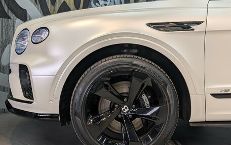 Bentley Bentayga I, 2021 год, 20 999 000 рублей, 39 фотография