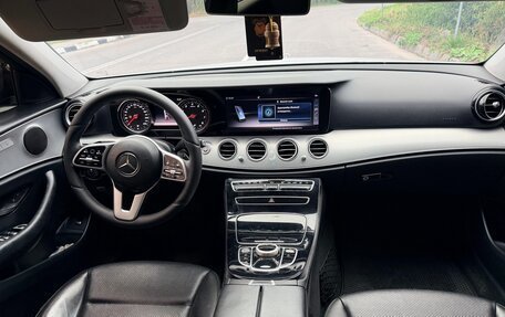 Mercedes-Benz E-Класс, 2018 год, 1 970 000 рублей, 7 фотография