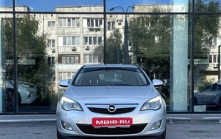 Opel Astra J, 2011 год, 590 000 рублей, 2 фотография