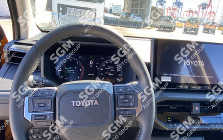 Toyota Hilux, 2026 год, 8 211 000 рублей, 2 фотография