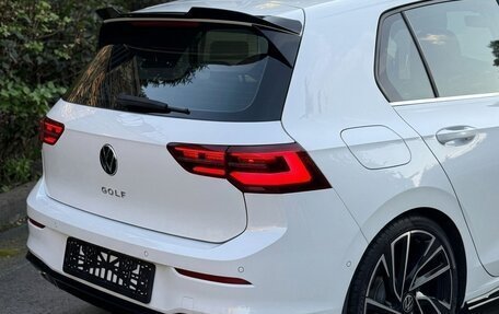 Volkswagen Golf VIII, 2022 год, 1 900 000 рублей, 6 фотография