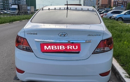 Hyundai Solaris II рестайлинг, 2011 год, 430 000 рублей, 5 фотография