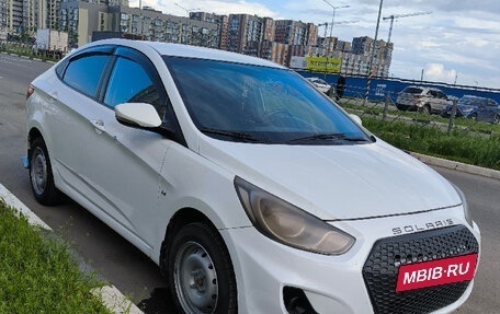 Hyundai Solaris II рестайлинг, 2011 год, 430 000 рублей, 2 фотография