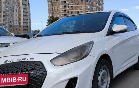 Hyundai Solaris II рестайлинг, 2011 год, 430 000 рублей, 8 фотография