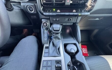 Toyota Land Cruiser Prado, 2025 год, 10 800 000 рублей, 12 фотография