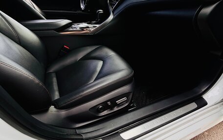 Toyota Camry, 2020 год, 2 500 000 рублей, 15 фотография