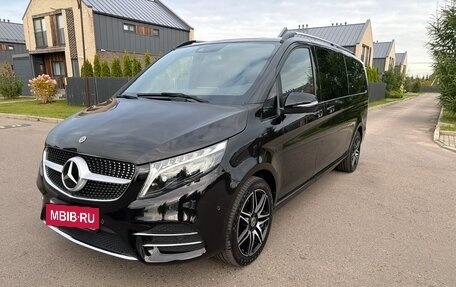 Mercedes-Benz V-Класс, 2024 год, 9 900 000 рублей, 3 фотография