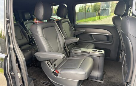 Mercedes-Benz V-Класс, 2024 год, 9 900 000 рублей, 32 фотография