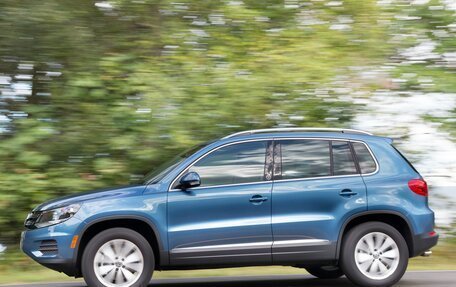 Volkswagen Tiguan I, 2013 год, 1 249 000 рублей, 2 фотография