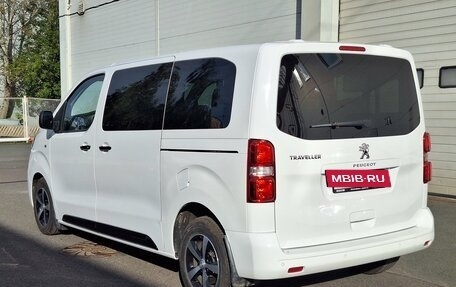 Peugeot Traveller I, 2021 год, 3 100 000 рублей, 5 фотография