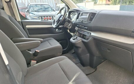 Peugeot Traveller I, 2021 год, 3 100 000 рублей, 9 фотография