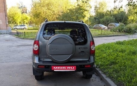Chevrolet Niva I рестайлинг, 2017 год, 590 000 рублей, 5 фотография