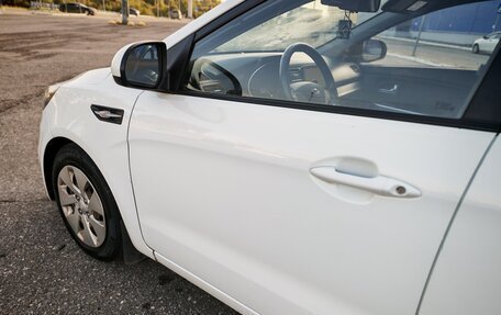 KIA Rio III рестайлинг, 2015 год, 850 000 рублей, 16 фотография