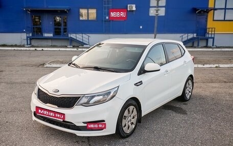 KIA Rio III рестайлинг, 2015 год, 850 000 рублей, 3 фотография