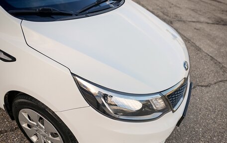 KIA Rio III рестайлинг, 2015 год, 850 000 рублей, 24 фотография